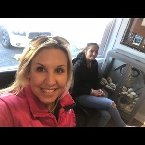 Meet your Posher, Janjanel